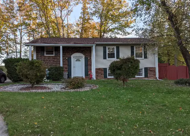 Property at 2504 Bristol Cir, Woodbridge, VA, 22192, 5 beds, 3 baths, [object Object]