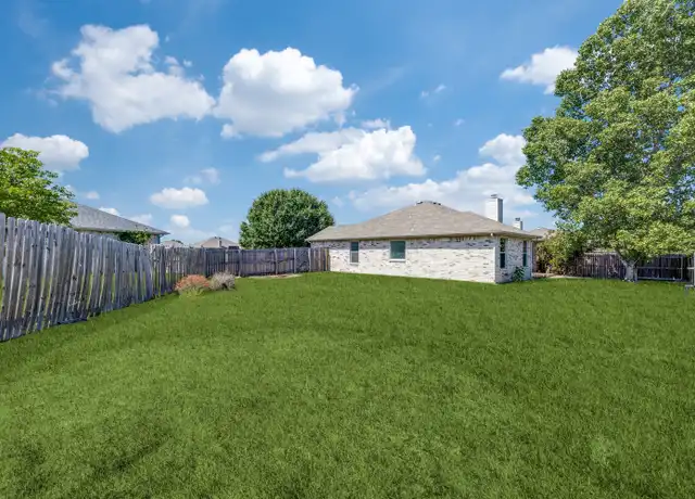 Property at 1401 River Trail Dr, Midlothian, TX, 76065, 3 beds, 2 baths, [object Object]