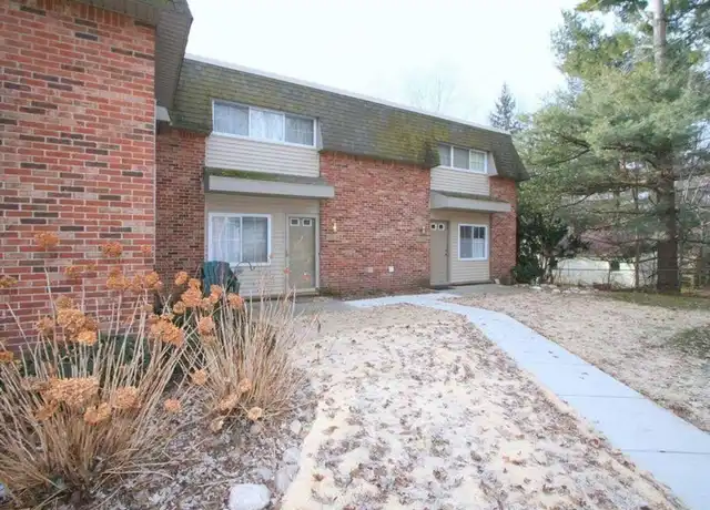 Property at 519 Longshore Dr, Ann Arbor, MI, 48105, 1 bed, 1 bath, [object Object]