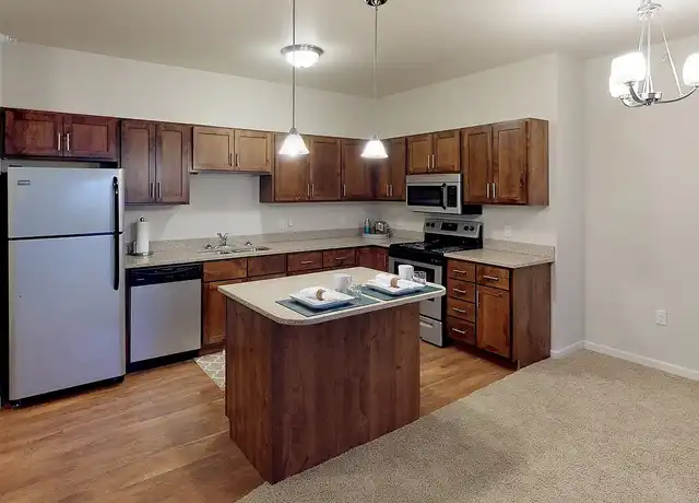 Property at Cypress Court Apartments - 906 Cypress Rd, Saint Cloud, MN, 56303, 0-3 beds, 1-2 bath, [object Object]