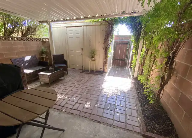 Property at 6077 N Granite Reef Rd, Scottsdale, AZ, 85250, 2 beds, 1.5 baths, [object Object]