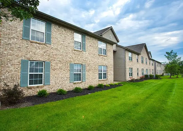 Photo of 4600 Emerald Lks Blvd, Powell, OH 43065