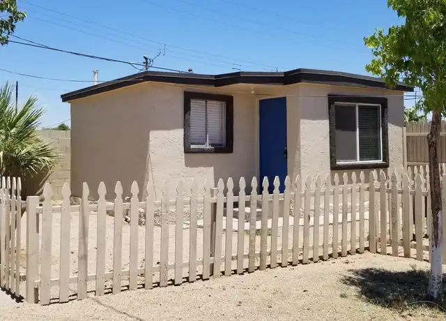 Property at 3826 W Roosevelt St Unit d, Phoenix, AZ, 85009, 0 beds, 1 bath, [object Object]