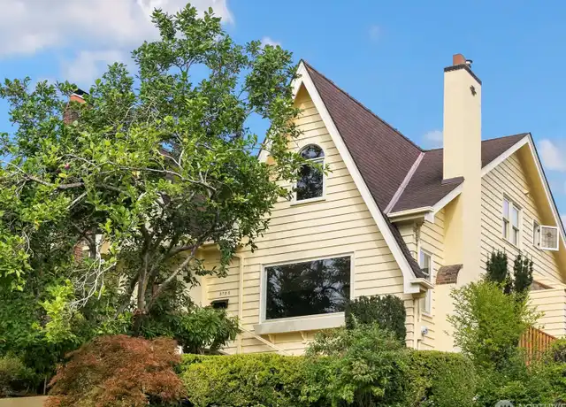 Property at 5728 29th Ave NE, Seattle, WA, 98105, 3 beds, 2 baths, [object Object]