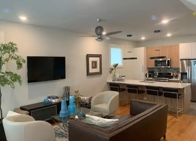 Property at 6115 S University Ave Unit 6115-4, Chicago, IL, 60637, 5 beds, 4.5 baths, [object Object]