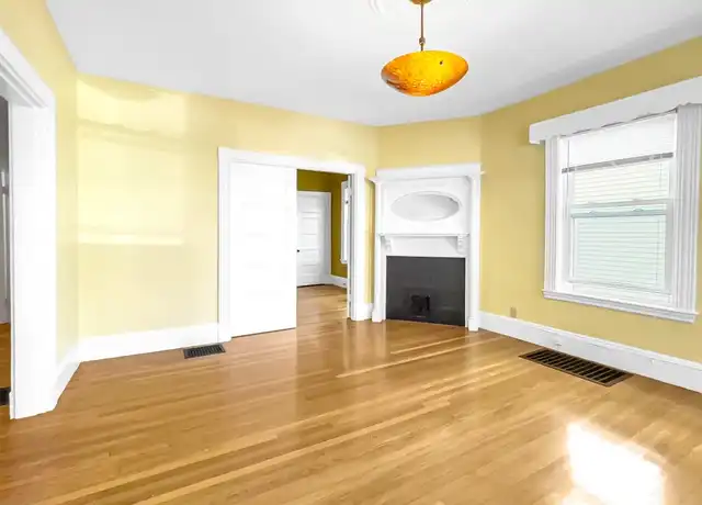 Property at 25 Tower St Unit 1, Boston, MA, 02130, 2 beds, 1 bath, [object Object]