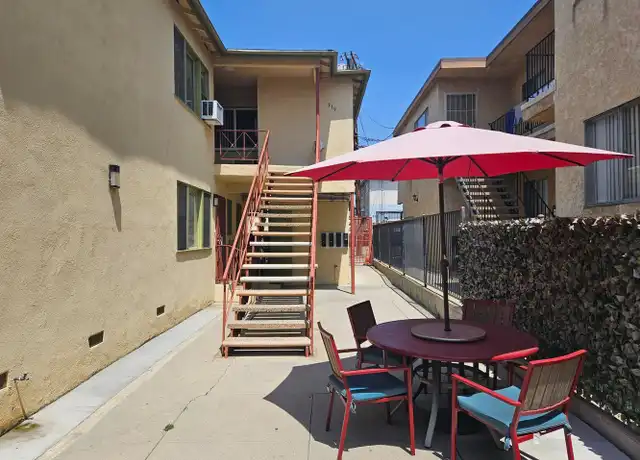 Property at 317 E Elmwood Ave Unit C, Burbank, CA, 91502, 1 bed, 1 bath, [object Object]