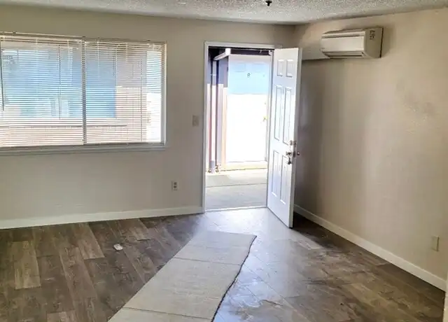 Property at 1526 W Main St Unit G, Medford, OR, 97501, 2 beds, 1 bath, [object Object]