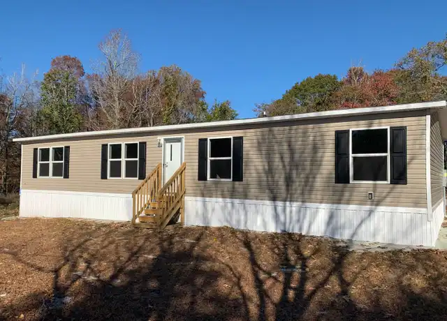 Property at 464 Lake Dr, Richlands, NC, 28574, 4 beds, 2 baths, [object Object]
