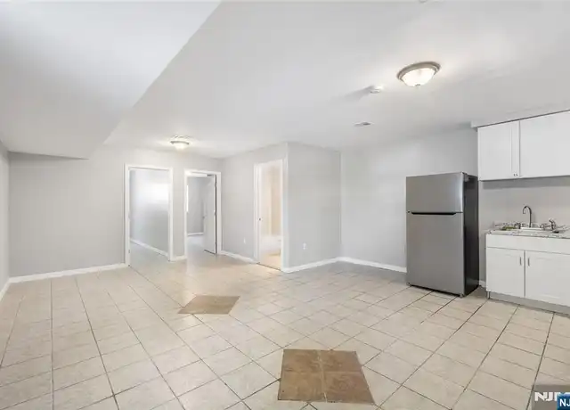 Property at 94 Winfield Ave Unit G, Jersey City, NJ, 07305, 2 beds, 1 bath, [object Object]