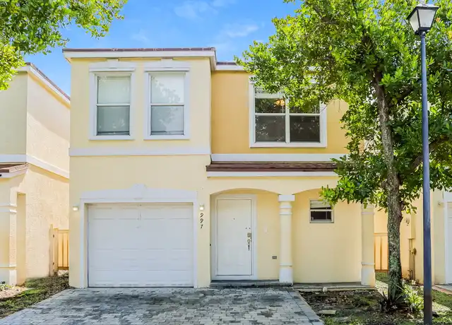 Property at 997 SW 15th St, Deerfield Beach, FL, 33441, 3 beds, 2.5 baths, [object Object]