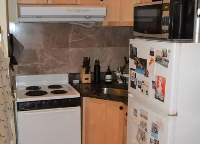 Property at 69 Babcock St, Brookline, MA, 02446, 1 bed, 1 bath, [object Object]
