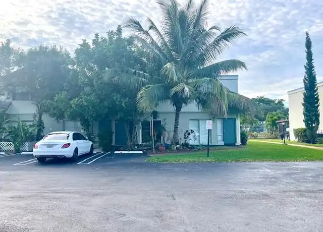 Property at 3001 NW 4th Ter #168, Pompano Beach, FL, 33064, 2 beds, 1.5 baths, [object Object]
