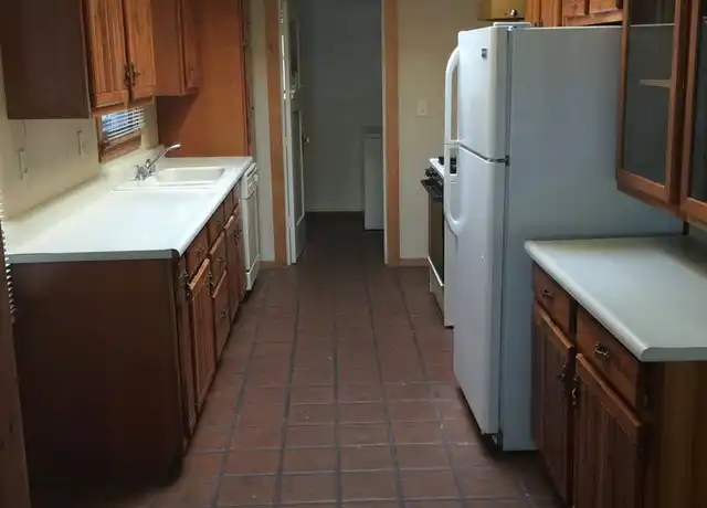 Property at 484 E 3rd Ave, Chico, CA, 95926, 2 beds, 1 bath, [object Object]