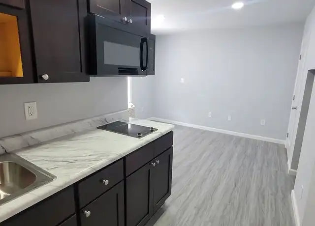 Property at 427 W Queen Ln Unit 2, Philadelphia, PA, 19144, 0 beds, 1 bath, [object Object]