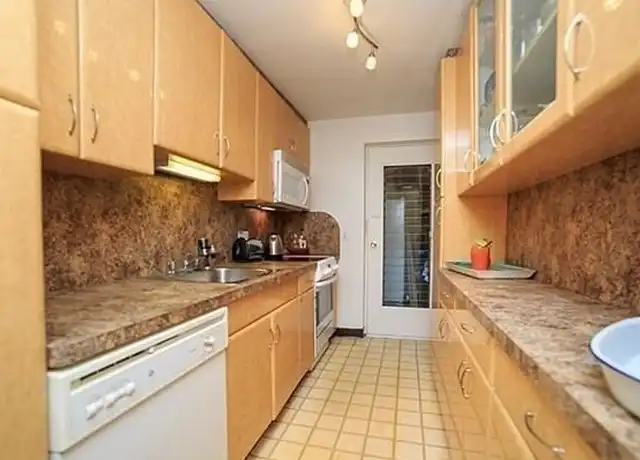 Property at 14 Commonwealth Ct #9, Brighton, MA, 02135, 1 bed, 1 bath, [object Object]