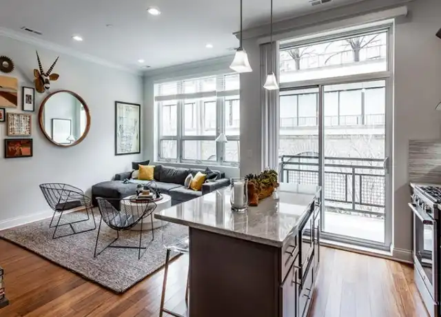 Property at 833 S Wells St, Chicago, IL, 60607, 2 beds, 2 baths, [object Object]