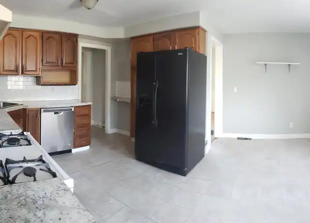Property at 290 Lafayette Ave, Buffalo, NY, 14213, 6 beds, 1 bath, [object Object]