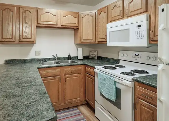 Property at Windwood Estates - 2542 Villa Dr S, Fargo, ND, 58103, 1-2 bed, 1 bath, [object Object]