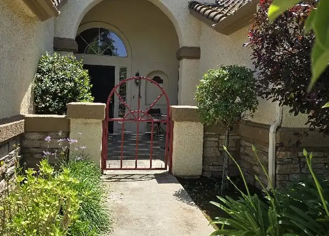 Property at 5981 W Pinedale Ave, Fresno, CA, 93722, 3 beds, 2 baths, [object Object]