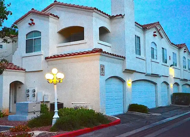 Property at 2975 Bluegrass Ln #824, Henderson, NV, 89074, 1 bed, 2 baths, [object Object]
