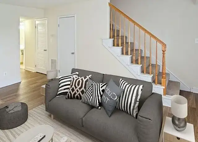 Photo of 790 Fairview Ave, Takoma Park, MD 20912