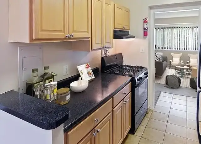 Photo of 790 Fairview Ave, Takoma Park, MD 20912