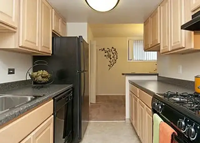 Photo of 790 Fairview Ave, Takoma Park, MD 20912