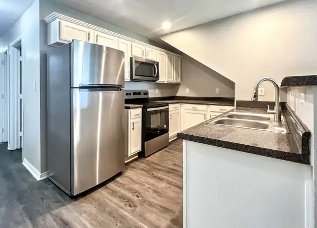 Property at 4011 Preferred Pl, Dallas, TX, 75237, 3 beds, 2.5 baths, [object Object]