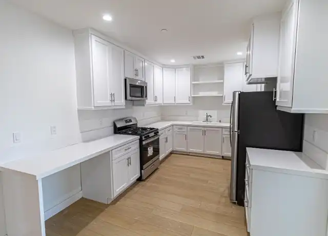 Property at 3672 W Imperial Hwy Unit 501, Inglewood, CA, 90303, 3 beds, 2 baths, [object Object]