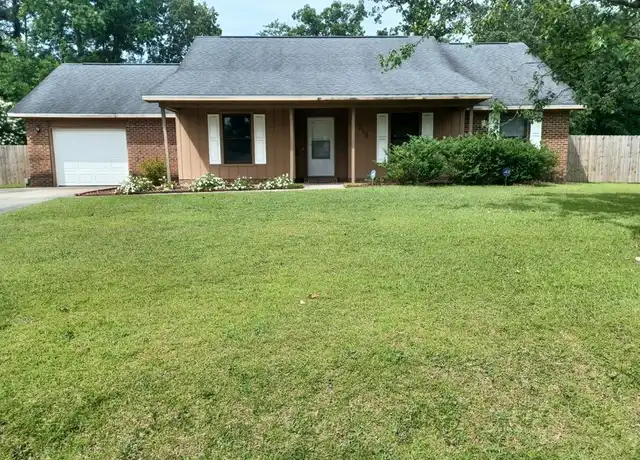 Property at 513 Woodberry Cir, Raeford, NC, 28376, 3 beds, 2 baths, [object Object]