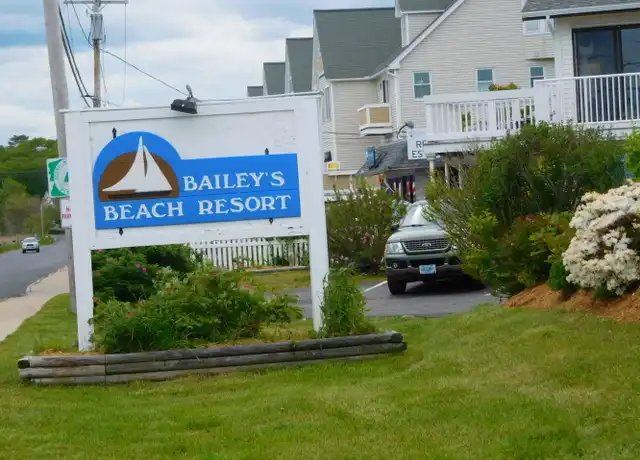 Property at 933 Ocean Blvd, Hampton, NH, 03842, 0 beds, 1 bath, [object Object]