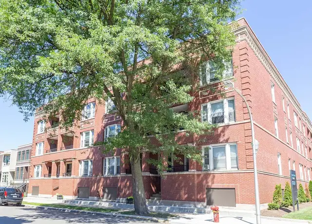 Photo of 4859 S Champlain Ave, Chicago, IL 60615