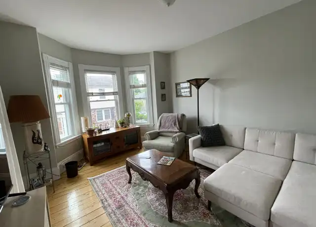 Property at 1 Bellevue Ter Unit 2B, Medford, MA, 02155, 3 beds, 1 bath, [object Object]