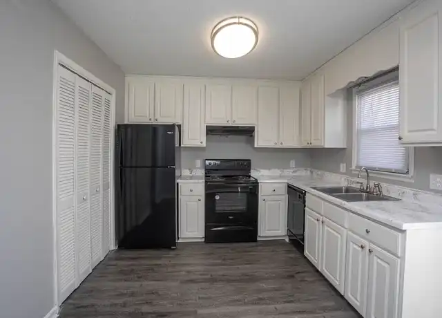 Property at Parkins Ridge Town Houses - 101 Ridge Rd, Greenville, SC, 29607, 3 beds, 2.5 baths, [object Object]