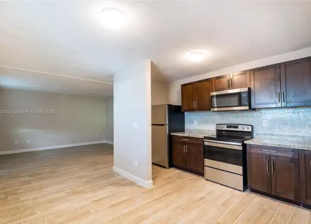 Property at 601 S Flagler Ave #4, Homestead, FL, 33030, 2 beds, 1 bath, [object Object]