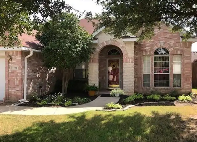 Property at 1702 Sunflower Dr, Corinth, TX, 76210, 3 beds, 2 baths, [object Object]