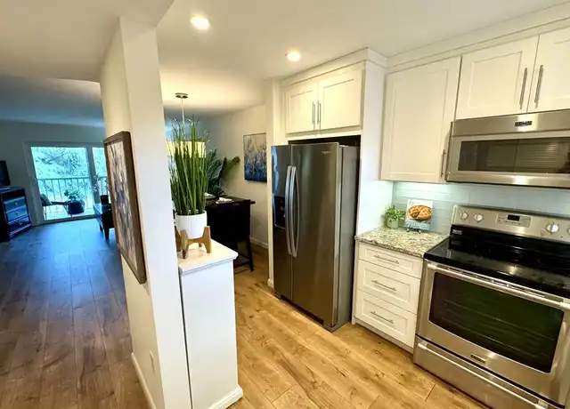 Property at 400 Forest Lakes Blvd #301, Naples, FL, 34105, 2 beds, 2 baths, [object Object]