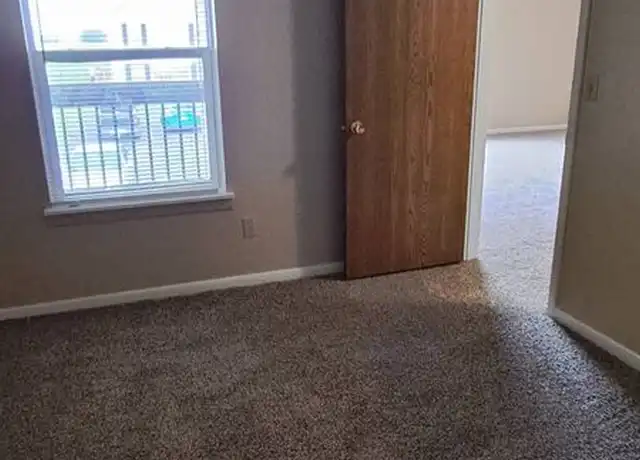Property at Spacious two and three bedroom homes - 2300 N 20th Pl, Independence, KS, 67301, 2 beds, 2 baths, [object Object]