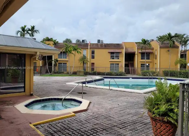 Property at 4509 Treehouse Ln Unit A, Tamarac, FL, 33319, 2 beds, 1 bath, [object Object]