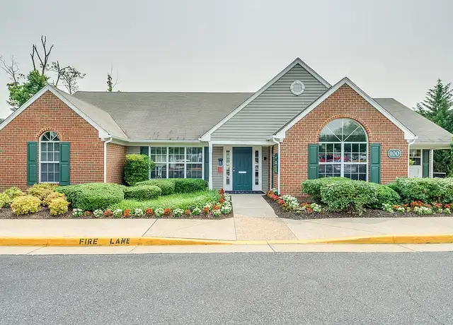 Photo of 100 Crestview Way, Fredericksburg, VA 22401