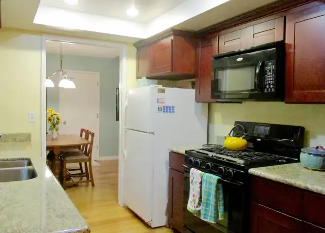 Property at 106 Milmar Way, Los Gatos, CA, 95032, 2 beds, 2 baths, [object Object]