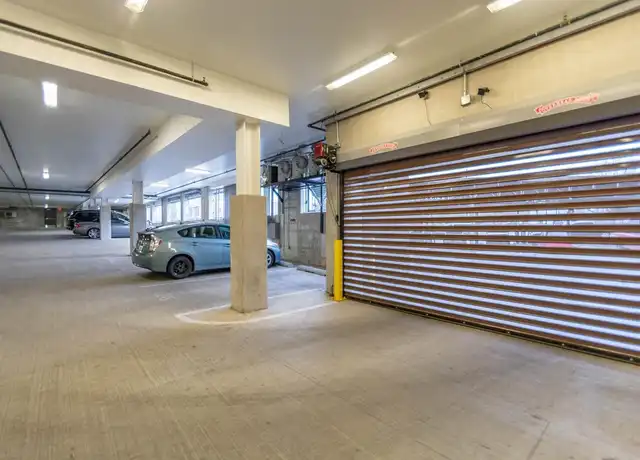 Property at 304 W Kirkwood Ave, Bloomington, IN, 47404, 2 beds, 2 baths, [object Object]