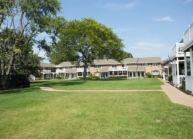 Property at Fairfield Saxon Arms - 16-20 S Saxon Ave, Bay Shore, NY, 11706, 1-2 bed, 1-2 bath, [object Object]