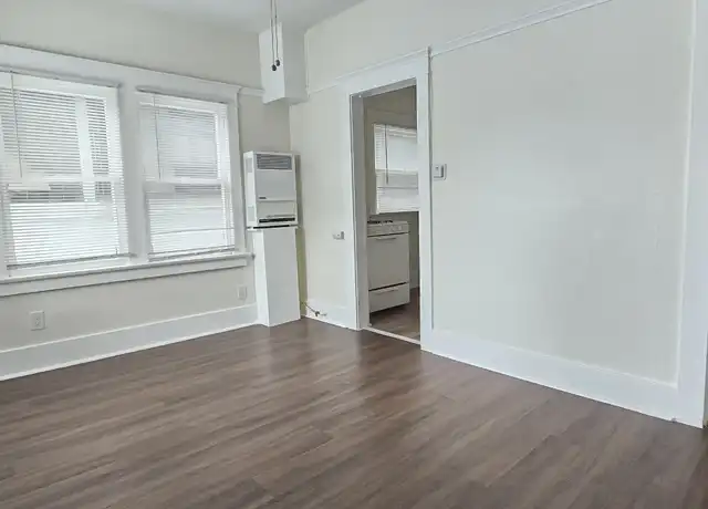 Property at 959 E Broadway Unit 12, Long Beach, CA, 90802, 0 beds, 1 bath, [object Object]