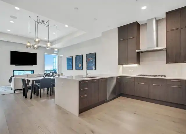 Property at 40 12th St NE #1401, Atlanta, GA, 30309, 2 beds, 2 baths, [object Object]