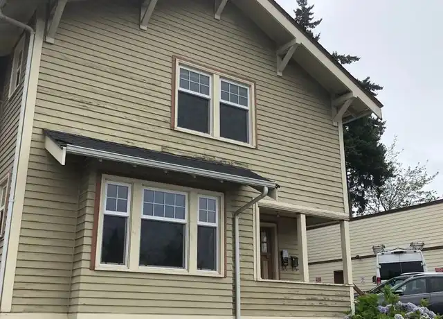 Property at 1304 Ellis St Unit 201, Bellingham, WA, 98225, 4 beds, 1 bath, [object Object]