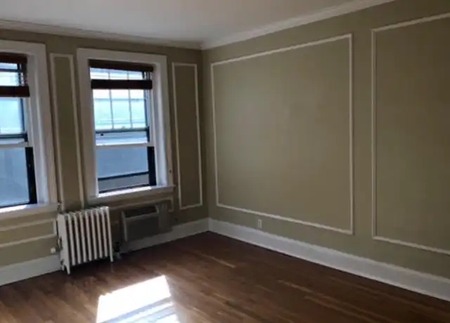 Property at 312 Tappan St, Brookline, MA, 02445, 2 beds, 1 bath, [object Object]