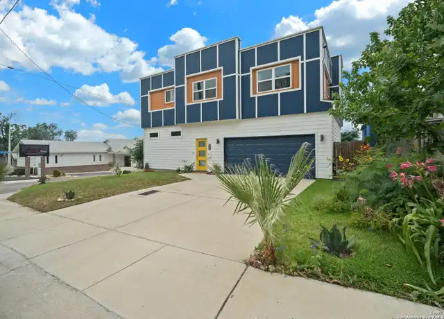 Property at 827 S Palmetto St, San Antonio, TX, 78210, 3 beds, 2.5 baths, [object Object]