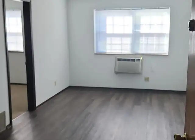 Property at 3607 Cleveland Ave Unit AVE-B09, Columbus, OH, 43224, 1 bed, 1 bath, [object Object]